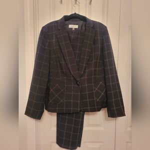 Buisness Professional Womens suit